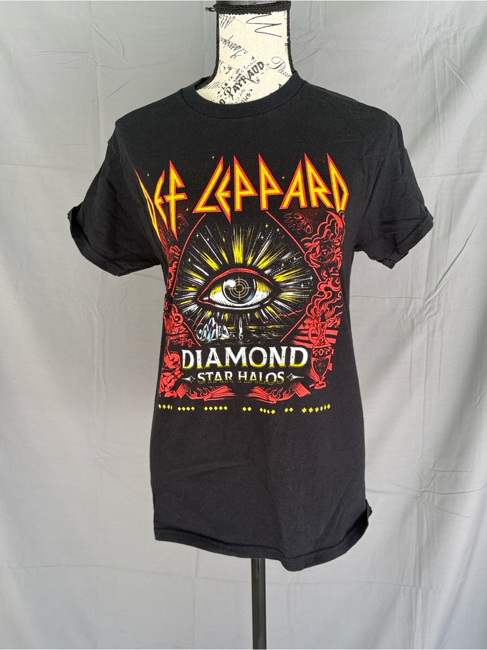 Def Leppard Diamond Star Halos Black Graphic T-Shirt S